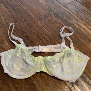 Victoria secret bra